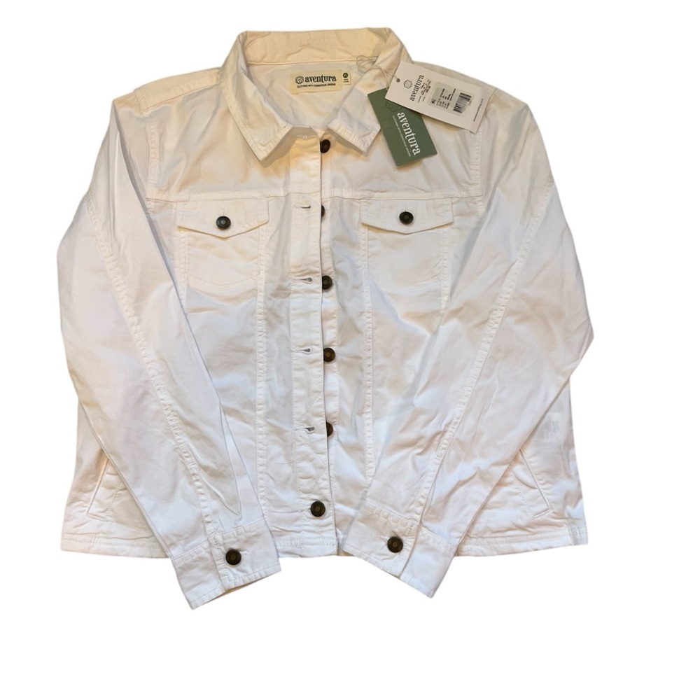 Aventura women’s jacket size XL NWT white  button down (#4)